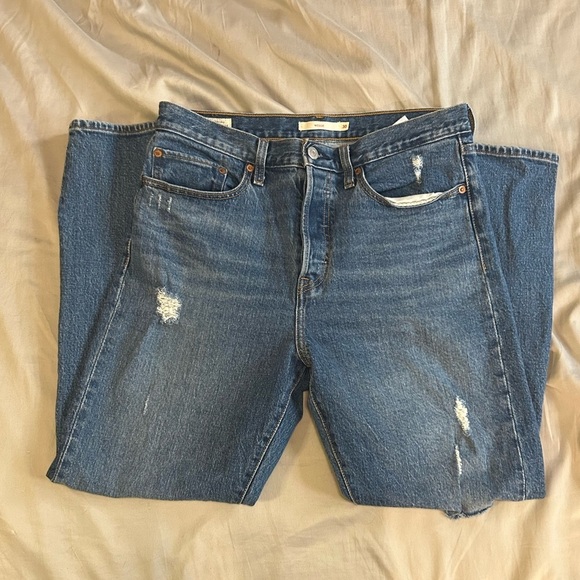 Levi’s Premium Denim Button Fly Wedgie Jean - Picture 1 of 10